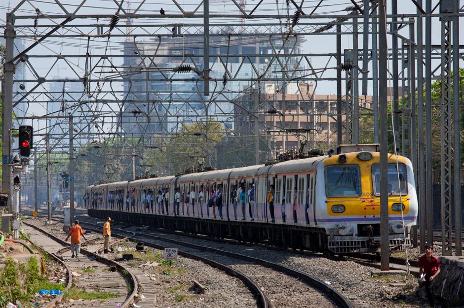 7. Indian Railways: 1.4 million employees